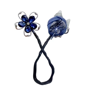 Bigoudi floral en zircon bleu étincelant avec pince torsadée en cristal pour coiffure élégante