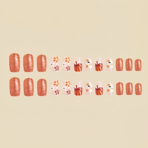Kurze eckige künstliche Nägel mit Halloween Kürbis und orangem Glitzer Blumen Design