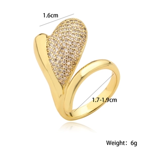 Detail view of gold heart ring showing dimensions 1.6cm width and 6g weight details
