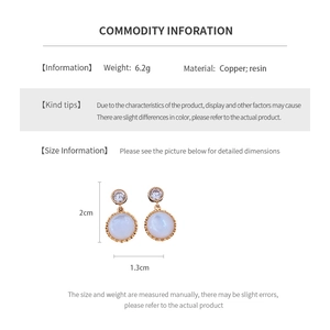 Detail specifications of resin pendant earrings with gold frame, 2cm height, 6.2g weight