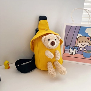 Borsa a tracolla gialla per bambini in tela con orsetto 3D e cinturino regolabile