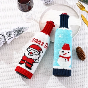 Housses de bouteilles de vin en tricot Père Noël et Bonhomme de neige pour table de Noël