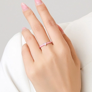 Minimalist S925 sterling silver ring with pink enamel band and heart-shaped zircon