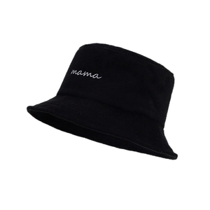 Cappello a secchiello autunnale in spugna nera per donna con ricamo 'mama' bianco
