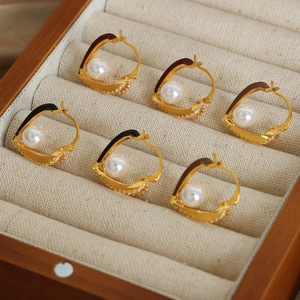 French vintage hollow heart earrings with colorful enamel and white pearls in gold