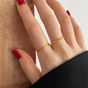 Minimalist 925 silver gold-plated ring set with layered and twisted rope designs