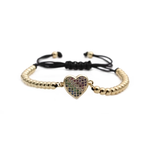 Bracelet cœur en zircon coloré avec perles dorées et cordon noir tressé ajustable