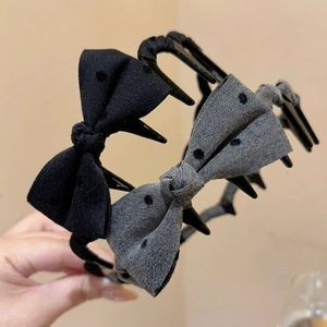 Black and grey polka dot headband set with bows and anti-slip teeth for women