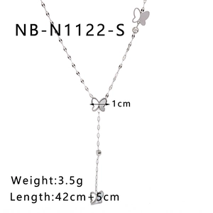 Collana con ciondolo a farfalla argento con zircone e misure precise dell'articolo
