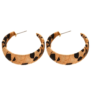 Fashionable C-shaped leopard print fabric wrapped earrings for women in retro style