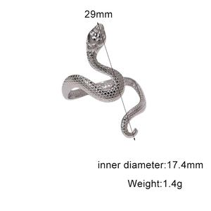 Detailed size specifications for silver snake ring showing 29mm length and 17.4mm diameter