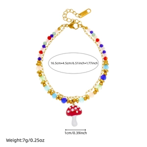 Bracelet à perles arc-en-ciel avec pendentif champignon et fermoir en acier poli