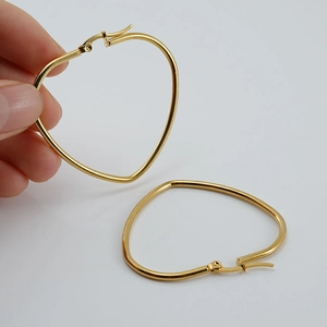 Minimalist 18K gold plated stainless steel heart hoop earrings for women stylish jewelry