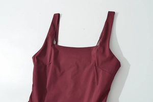 Detailed texture of the burgundy square neck sleeveless knit dress fabric for women