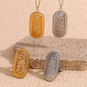 18K gold plated stainless steel floral embossed oval necklace and ring jewelry set