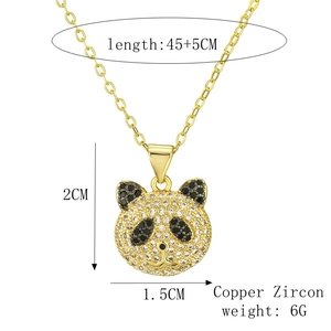 Detailansicht der Gold-Panda-Halskette mit Kupfer-Zirkonia und Größenangaben