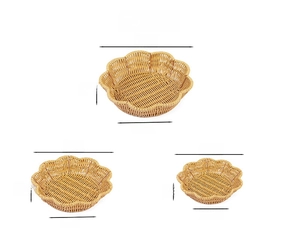 Detailed size guide for small, medium, and large woven fruit baskets in centimeters