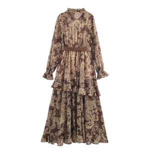 Bohemian chiffon maxi-jurk in bruin met gelaagde ruches en bijpassende tailleriem