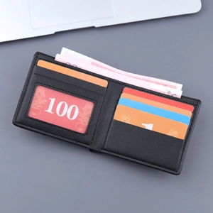 Schwarze minimalistische Herrenbrieftasche mit Kreuzstruktur und mehreren Kartenfächern