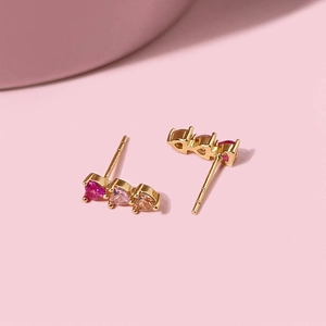 Elegant 18k gold plated stud earrings with three gradient pink heart shaped crystals