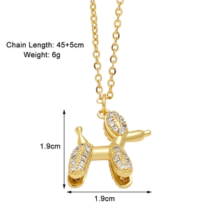 Détails de la taille du collier chien ballon doré orné de pierres de zircone