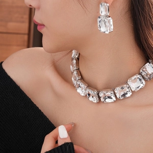Set gioielli da sposa in argento con collana e orecchini in cristallo rettangolare