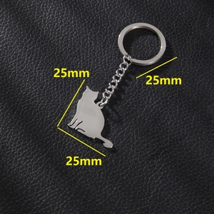Porte-clés chat en métal argenté poli avec dimensions de 25mm sur cuir noir