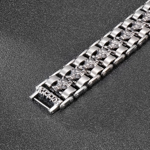 Gothic wolf head bracelet in vintage silver stainless steel with engraved buckle clasp