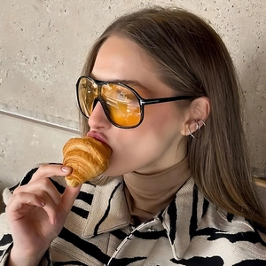 Oversized One Piece Lens Sunglasses UV400 Protection PC Frame Fashion Outdoor Sports Eyewear For Men Women