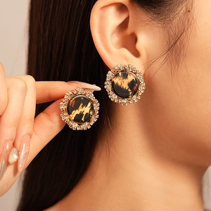 Fashionable leopard print resin stud earrings with sparkling zircon crystal halo for women