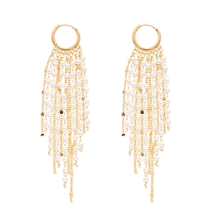 Élégantes boucles d'oreilles longues à franges dorées 18 carats avec perles et sequins