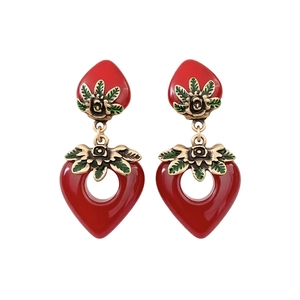 Vintage red strawberry and heart hollow dangle earrings in retro gold finish