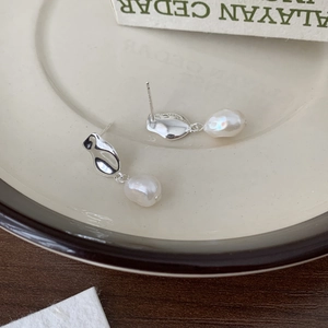 925 Sterling Silver Baroque Freshwater Pearl Drop Earrings in Minimalist French Vintage Style