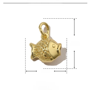 Macro detail of a 12mm gold-plated fish pendant with technical measurements and weight