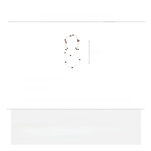 Détail du collier multicouche en perles de résine marron et verre, longueur 166cm