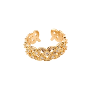 Exquisite 18k gold plated hollow round open ring featuring woven patterns and white zircons