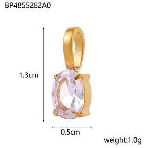 Detailansicht eines 1,3cm Gold-Zirkonia-Anhängers mit Maßen und Gewicht von 1,0g