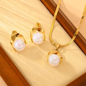 Iridescent Faux Artificial Pearl Jewelry Gold Plated Stainless Steel Snake Chain Necklace Stud Earrings For Women Elegant Fashion
