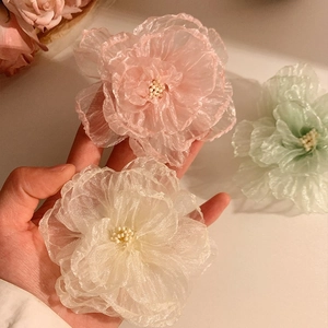 Elegant organza white flower hair clip for women with soft pastel mesh fabric petals