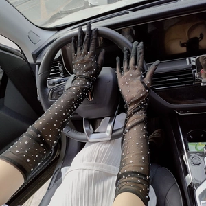 Sparkly rhinestone lace gloves in black mesh for Halloween cosplay and night parties