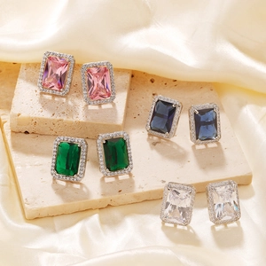 Luxury Rectangular Emerald Cut Zircon Stud Earrings With Micro Pave Rhinestone Copper For Women Elegant Fashion Hip Hop