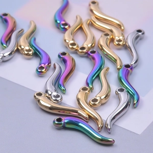 Chili-shaped stainless steel charms in gold, silver, and rainbow finishes for DIY necklaces