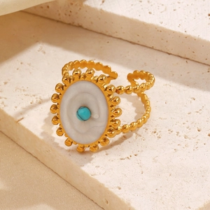 Bague ouverte bohème en acier doré avec résine blanche et incrustation de turquoise
