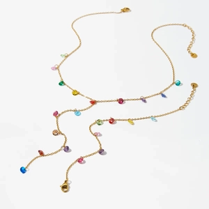 Collana in acciaio inossidabile dorato con pendenti in zircone colorato e lunghe nappe