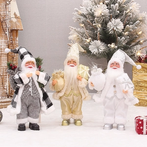 Trois poupées Père Noël debout en écossais et doré pour décoration de Noël
