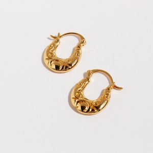 Exquisite gold U-shaped hollow embossed earrings with minimalist Baroque pattern