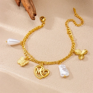 Bracelet doré à double chaîne avec cœur Mom, perles et breloques papillons