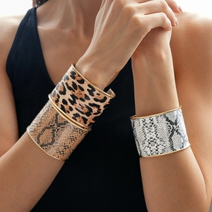 Wide Cuff Bracelet Vintage Leopard Snake Animal Print Alloy PU Leather Open Bangle Fashion Jewelry For Women