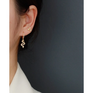 Sparkling gold 925 silver clover studs and snake hoop earrings set for women