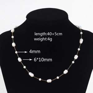 Detail showing pearl necklace dimensions 40+5cm and weight 4g on black model bust